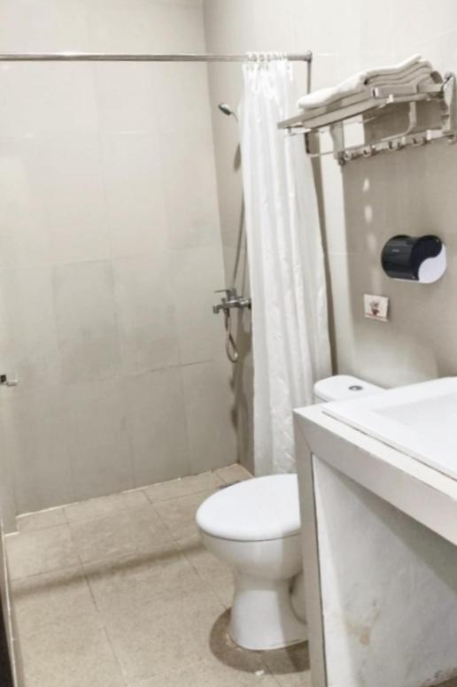 Khariz Hotel Букиттинги Экстерьер фото