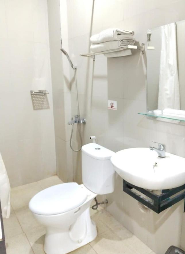 Khariz Hotel Букиттинги Экстерьер фото